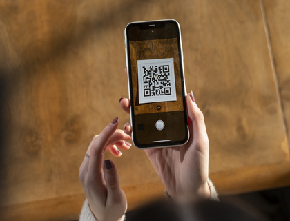 Scanning QR code with smartphone
